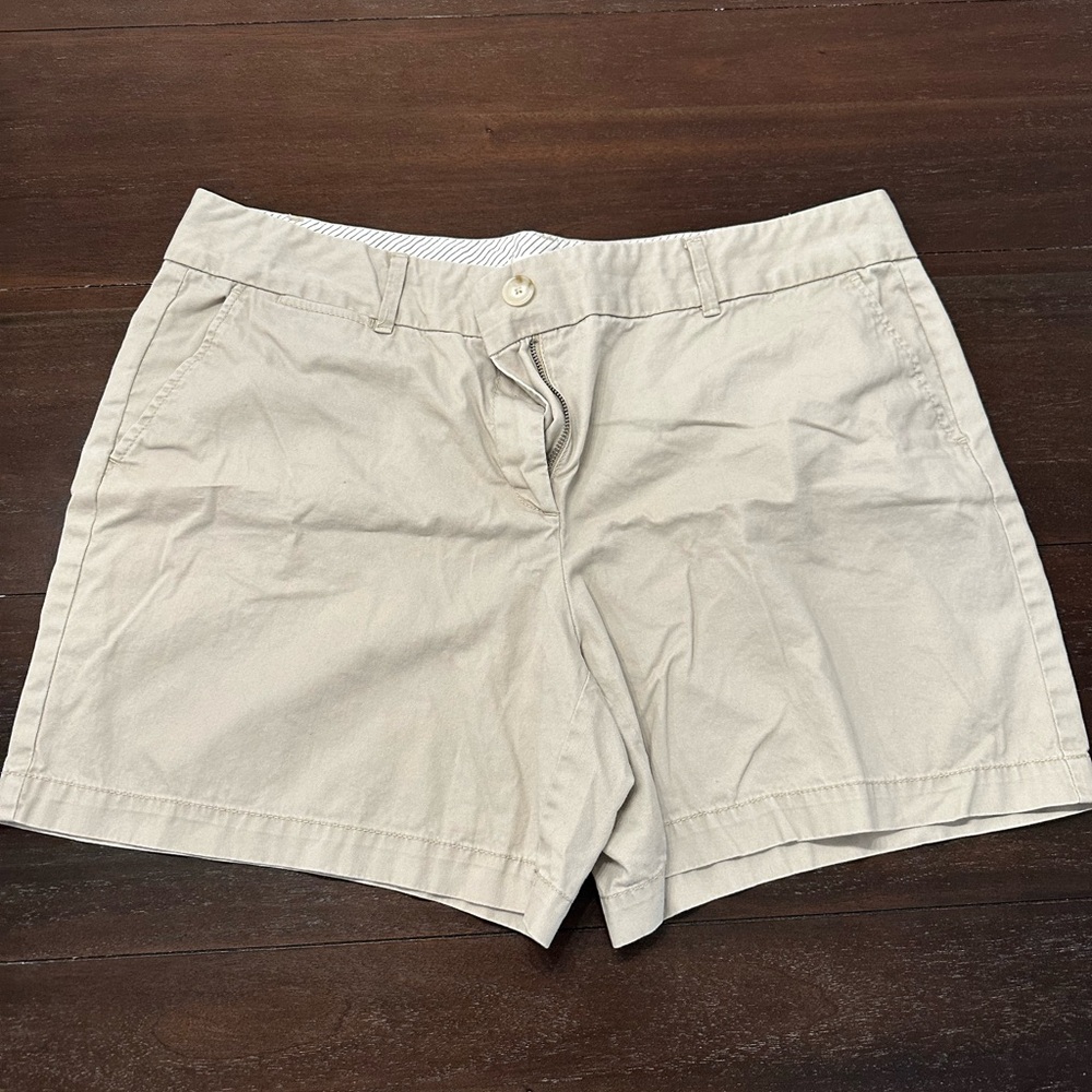 Loft khaki shorts size 14